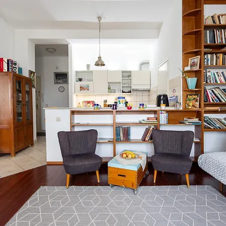 Bellevue Apartment